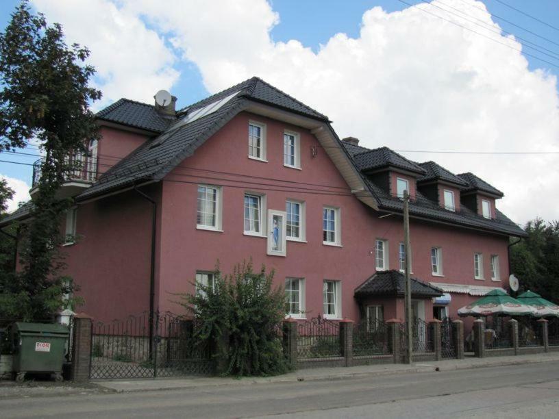 Gosciniec Ella Inn Lipniki Lipniki  Екстериор снимка