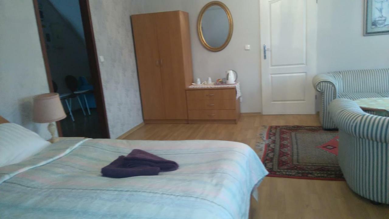 Gosciniec Ella Inn Lipniki Lipniki  Екстериор снимка